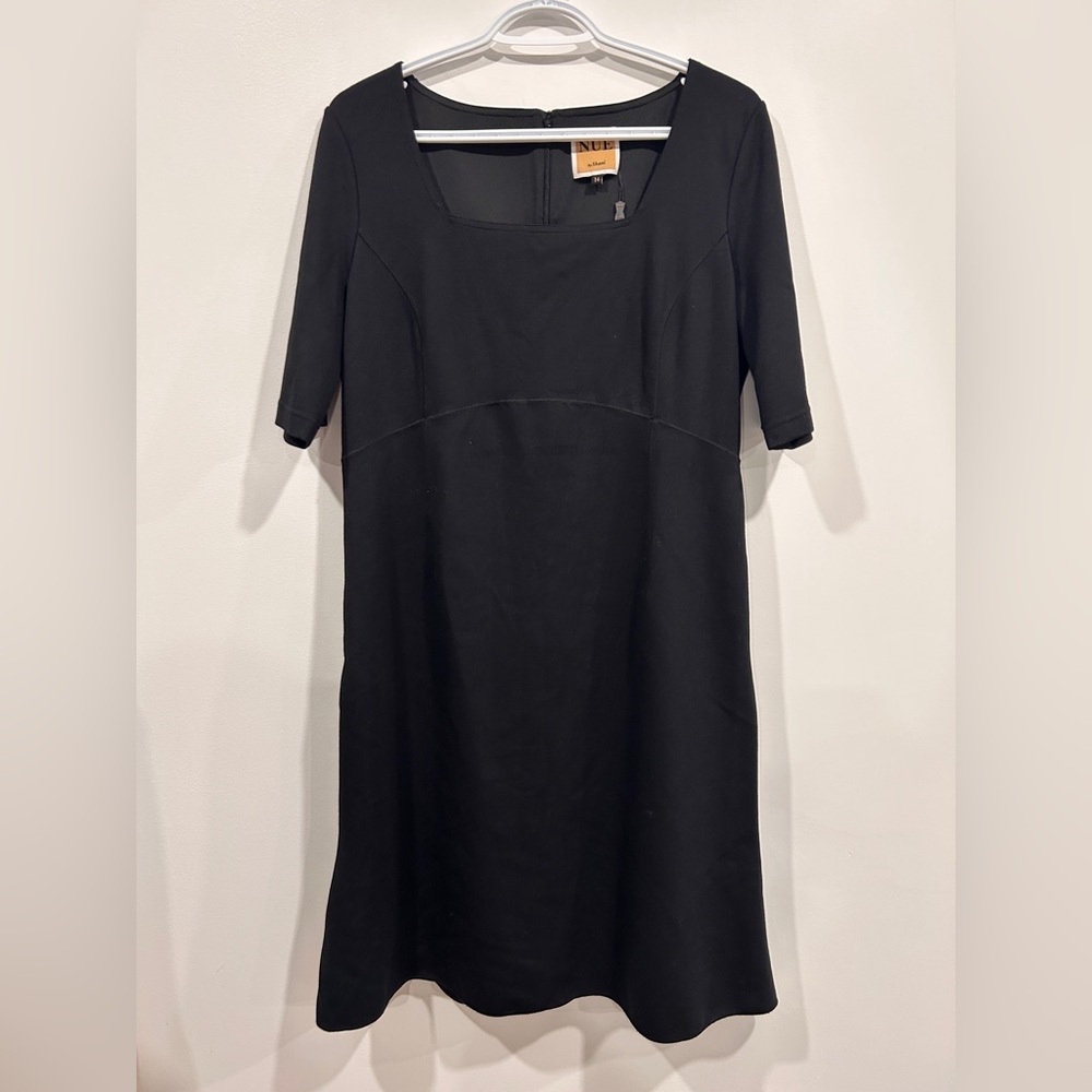 Nue by Shani midi dress with built in shapewear. NWOT